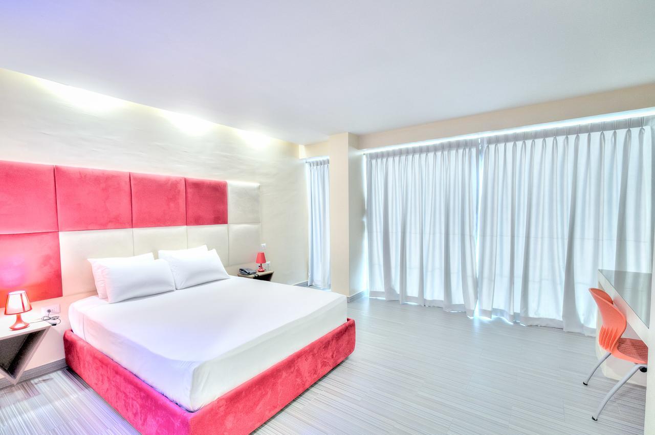Alkquimia Hotel, Lounge And Bar Байяібе Екстер'єр фото
